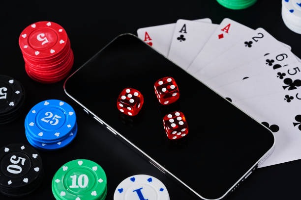Dragon Tiger live table with real-time card dealing